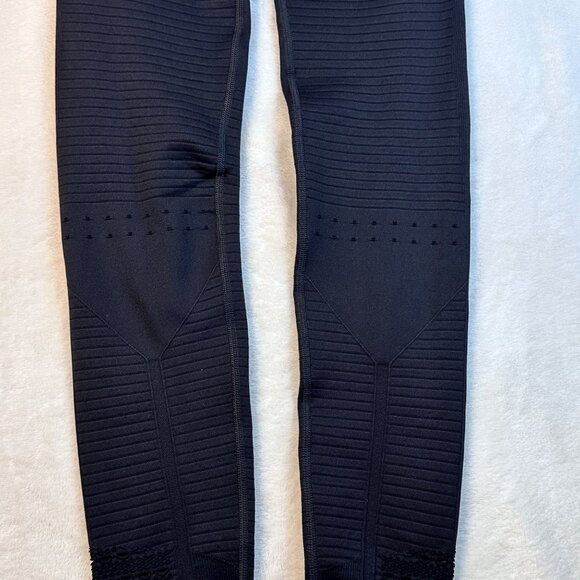 Gymshark Energy Seamless High Waist Leggings Black XS Laser Cut Compression NWOT - Picture 7 of 10